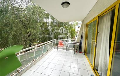 Kuşadası Marina'da Satılık 3+1 Daire - Denize Yakın, Havuzlu