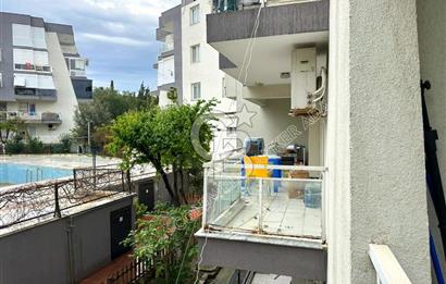 Kuşadası Marina'da Satılık 3+1 Daire - Denize Yakın, Havuzlu