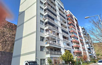 Çiğli Yakakent Site İçerisinde Satılık 3+1 Daire