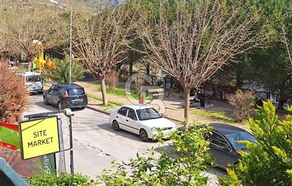 Çiğli Yakakent Site İçerisinde Satılık 3+1 Daire