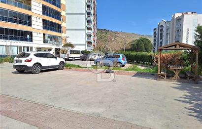 Çiğli Yakakent Site İçerisinde Satılık 3+1 Daire