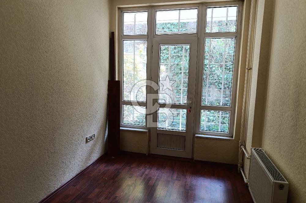 Abay Kunanbay Giriş kat 4+1 Kiralık Daire 