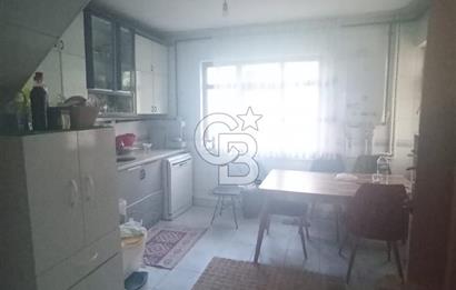 Kuzeykent'te Köşe Parsel 3 Katlı İkiz Villa Acil Satılık