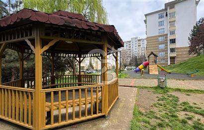 BAHÇECİK VADİKENT SİTESİNDE DENİZ MANZARALI SATILIK 2+1 DAİRE