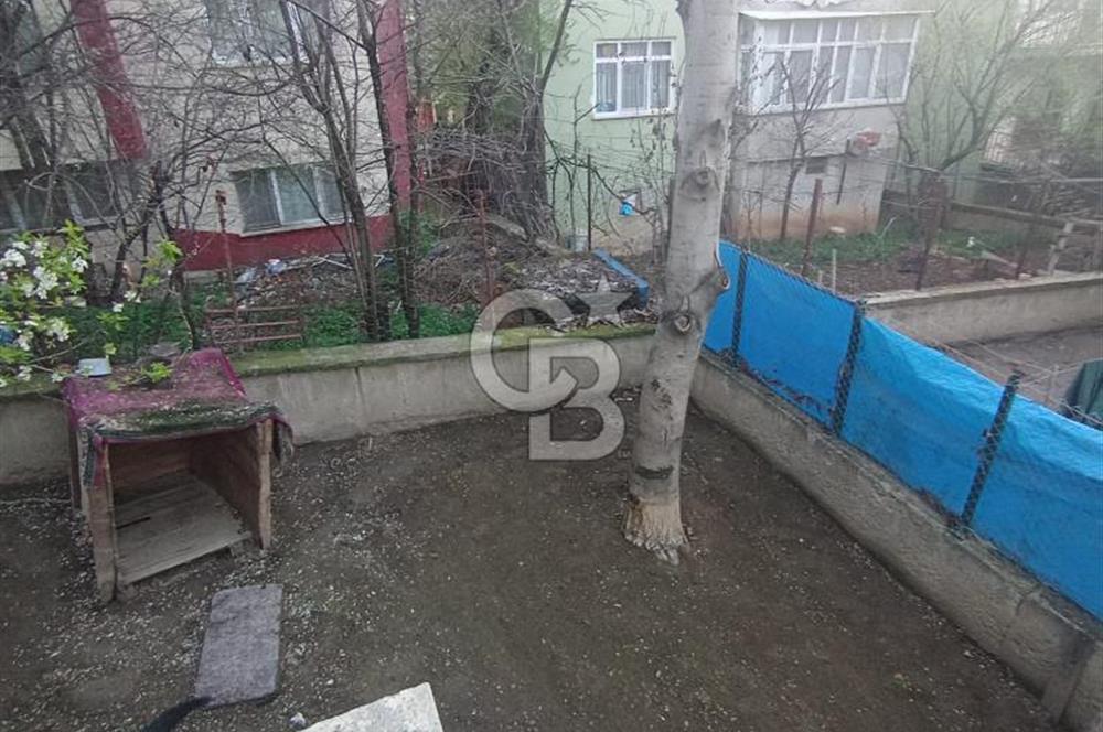 Kuzeykent'te Köşe Parsel 3 Katlı İkiz Villa Acil Satılık