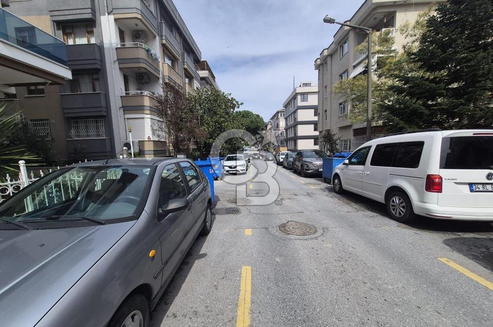 Acıbadem Şehit Fethi sokakta KİRALIK DAİRE