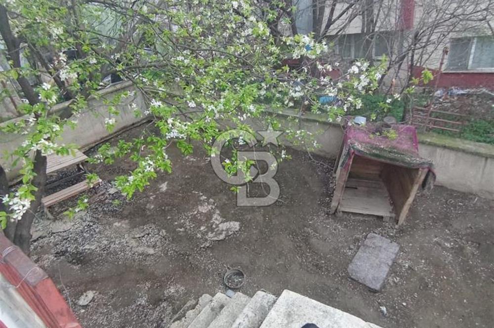 Kuzeykent'te Köşe Parsel 3 Katlı İkiz Villa Acil Satılık