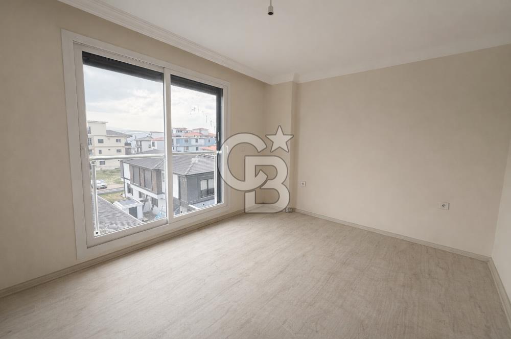 Seferihisar Camikebir Mah. | 3.Kat Açık Cepheli 1+1 Kiralık 