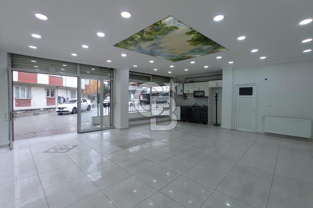 ESENYURT PINAR MAH KÖŞE BAŞINDA SATILIK DEPOLU DÜKKAN