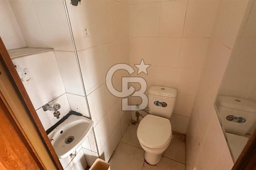 GÖZTEPE , MERDİVENKÖY , CEVDET ANDAY SOKAK'TA 85 M2 DÜKKAN