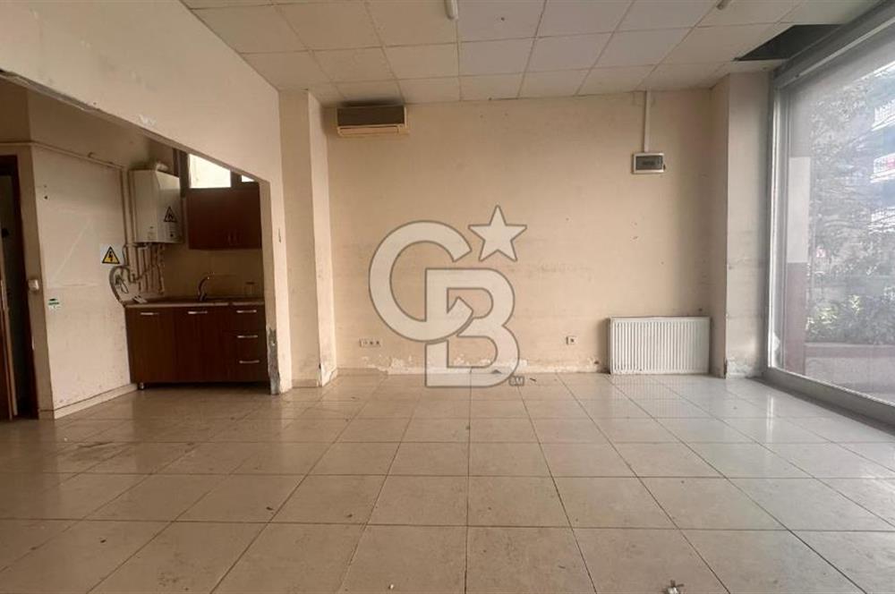 GÖZTEPE , MERDİVENKÖY , CEVDET ANDAY SOKAK'TA 85 M2 DÜKKAN