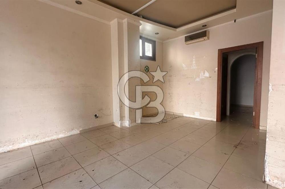 GÖZTEPE , MERDİVENKÖY , CEVDET ANDAY SOKAK'TA 85 M2 DÜKKAN