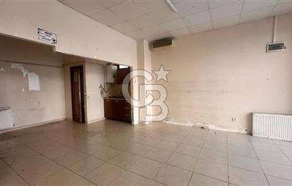 GÖZTEPE , MERDİVENKÖY , CEVDET ANDAY SOKAK'TA 85 M2 DÜKKAN