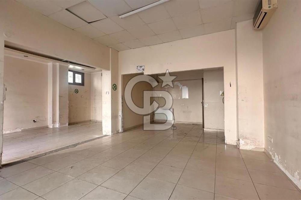 GÖZTEPE , MERDİVENKÖY , CEVDET ANDAY SOKAK'TA 85 M2 DÜKKAN