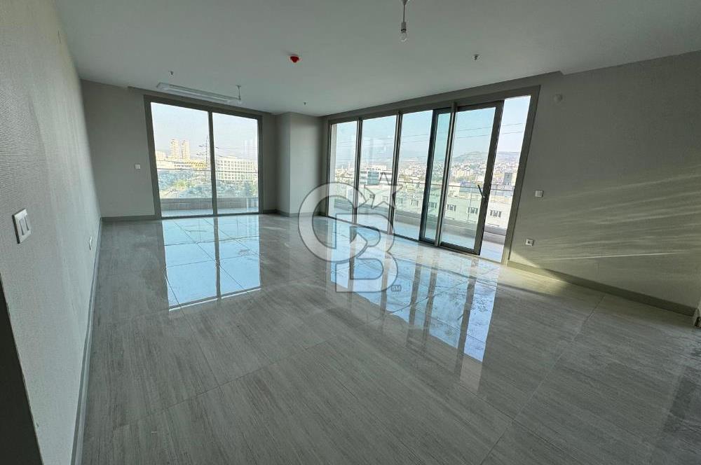 USELAND EVRENİN'DEN MEGAPOL İZMİR'DE 2+1 HOME&OFİS