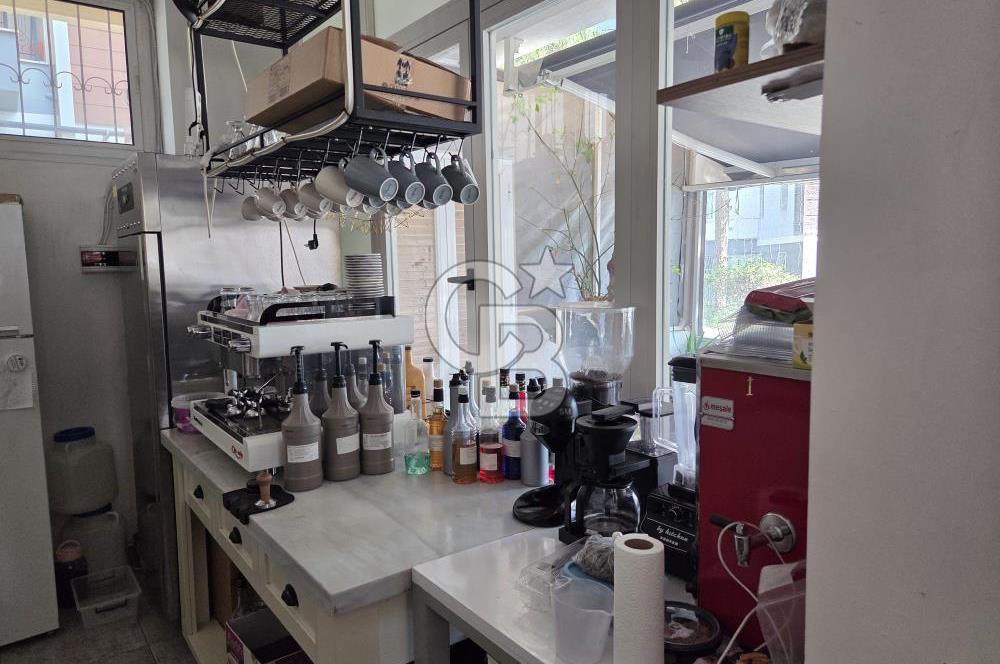 Gaziemir Atıfbey'de Devren Kiralık Tam Donanımlı Cafe