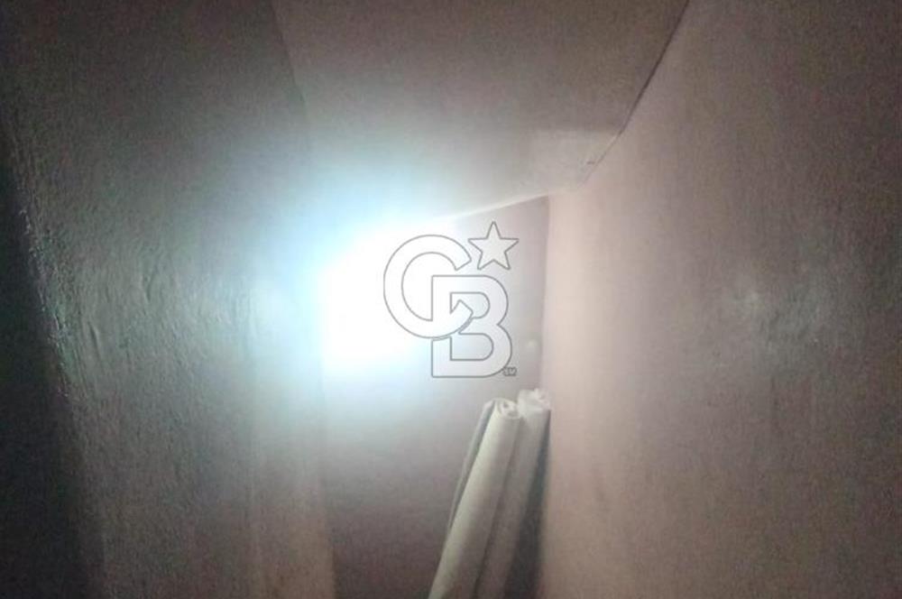 Kuzeykent'te Köşe Parsel 3 Katlı İkiz Villa Acil Satılık