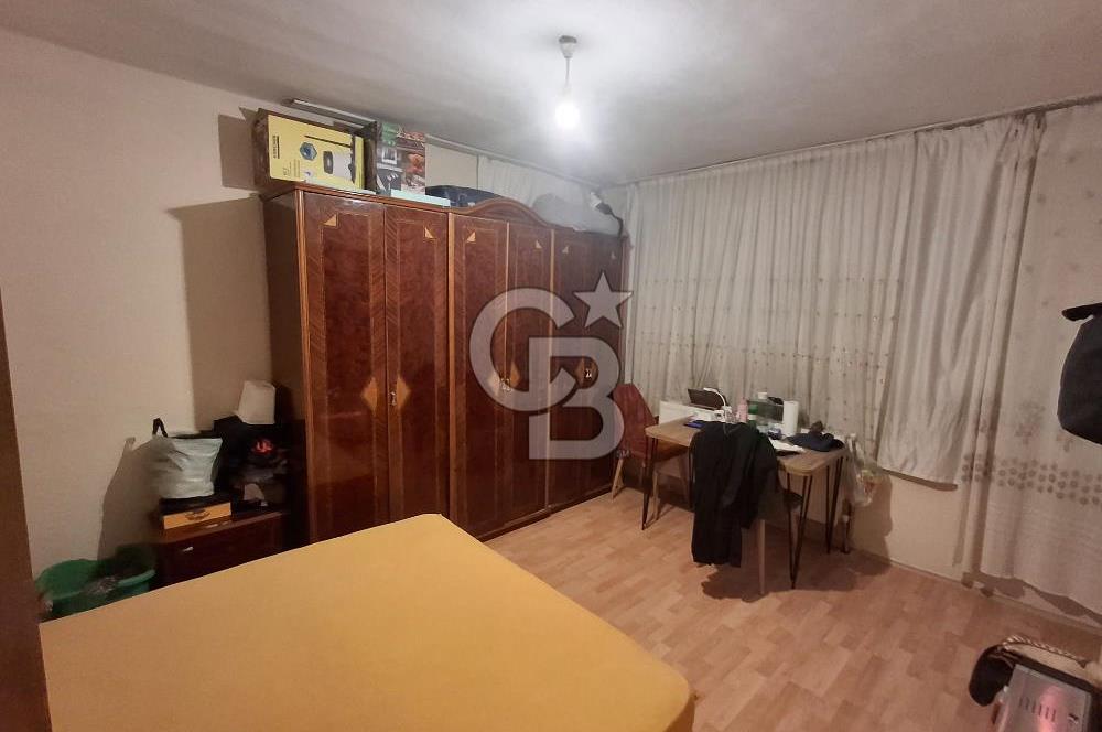 Kuzeykent'te Köşe Parsel 3 Katlı İkiz Villa Acil Satılık