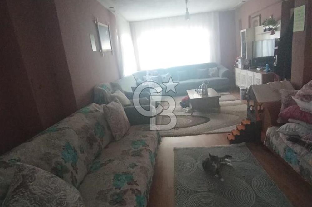 Kuzeykent'te Köşe Parsel 3 Katlı İkiz Villa Acil Satılık