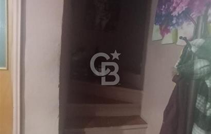 Kuzeykent'te Köşe Parsel 3 Katlı İkiz Villa Acil Satılık