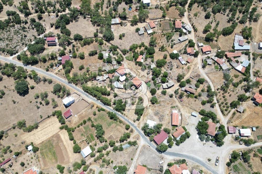 ÇANAKKALE MERKEZ SALİHLER KÖYÜ SATILIK KÖYİÇİ İMARLI 551 M2 ARSA