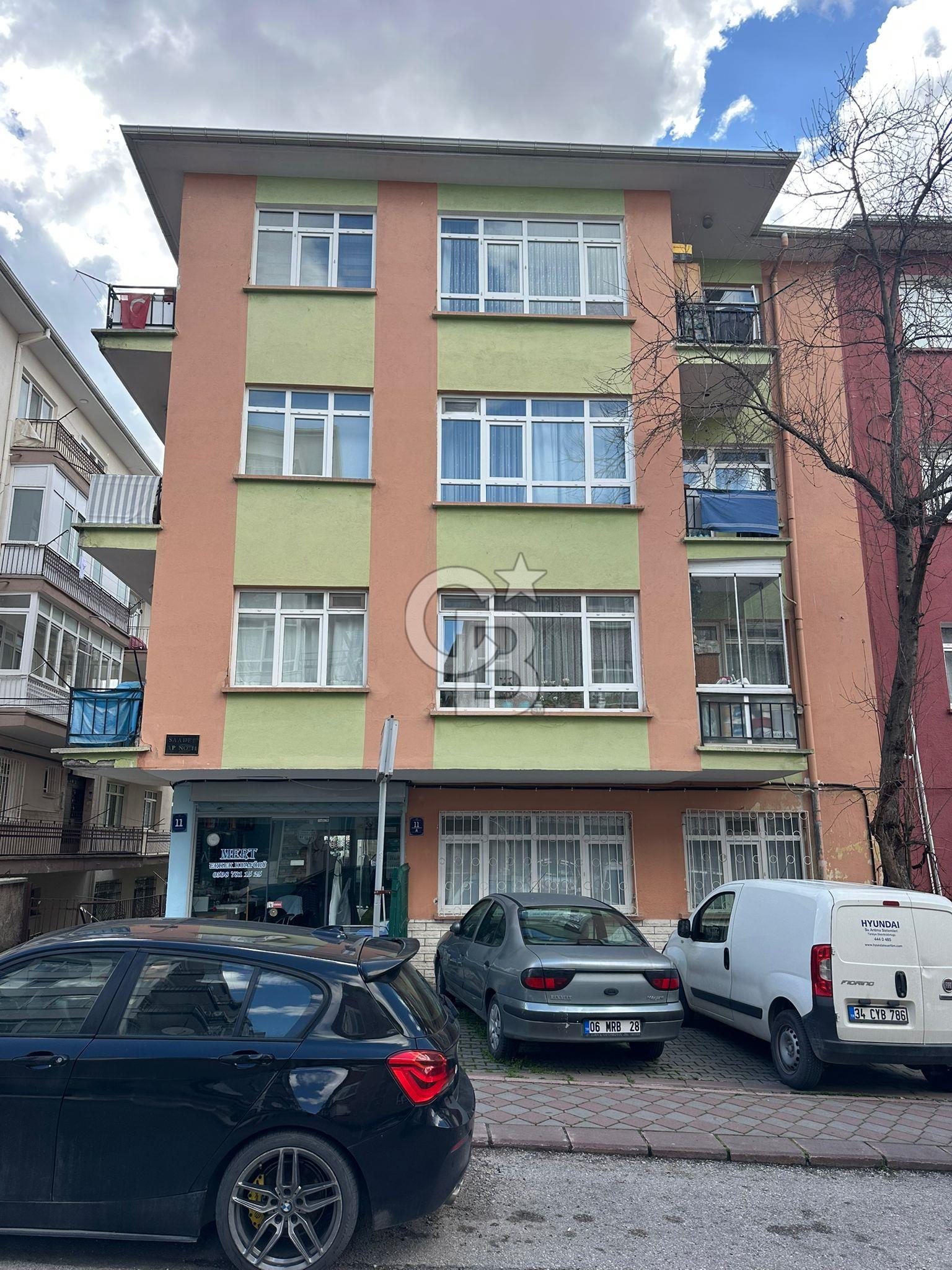 AŞAĞI EĞLENCE MENDİL SOKAK'TA ARA KAT 3+1 SATILIK DAİRE
