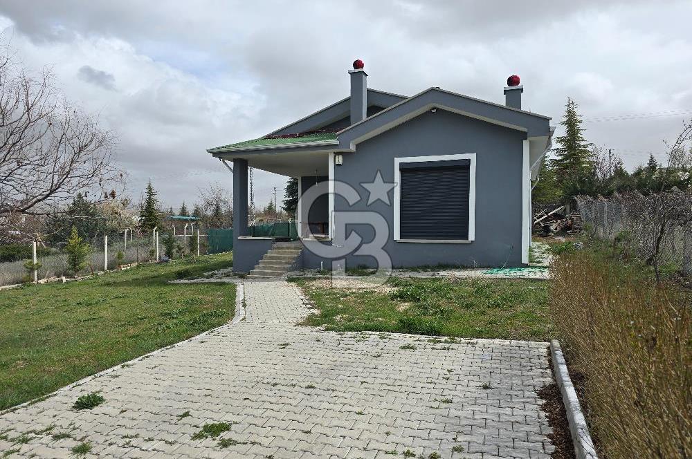 TEMELLİ-YENİHİSAR'DA,TEK KATLI,BETONARME, İSKANLI, SATILIK VİLLA