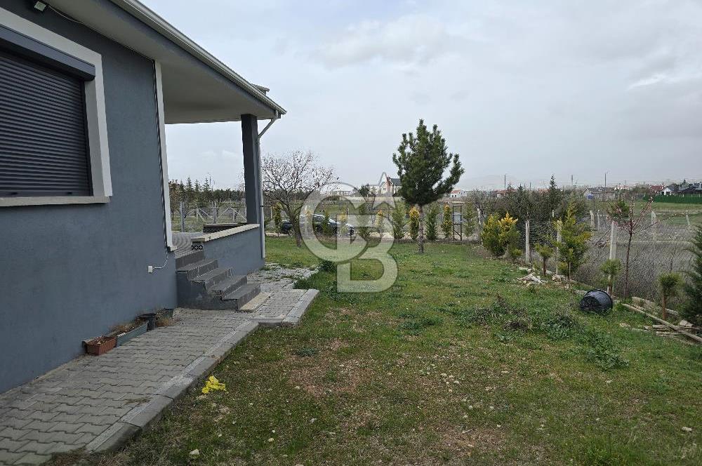 TEMELLİ-YENİHİSAR'DA,TEK KATLI,BETONARME, İSKANLI, SATILIK VİLLA