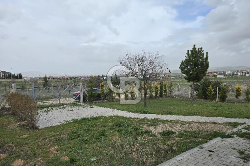 TEMELLİ-YENİHİSAR'DA,TEK KATLI,BETONARME, İSKANLI, SATILIK VİLLA