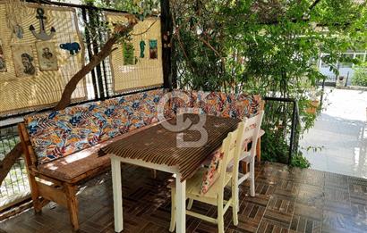 Cunda Adası’nda Deniz Manzaralı Satılık Butik Pansiyon