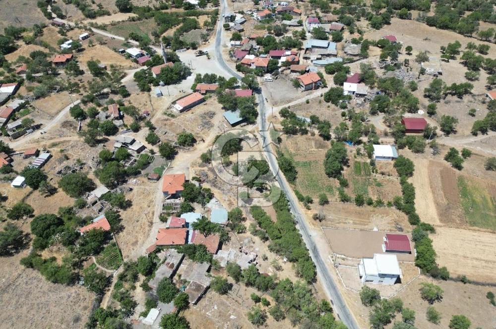 ÇANAKKALE MERKEZ SALİHLER KÖYÜ SATILIK KÖYİÇİ İMARLI 551 M2 ARSA