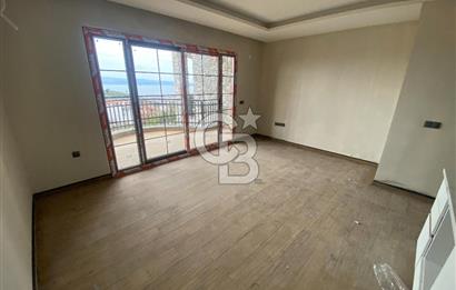 ÖZEL PROJE'DE PANORAMİK DENİZ MANZARALI 1+1 TERASLI DAİRE