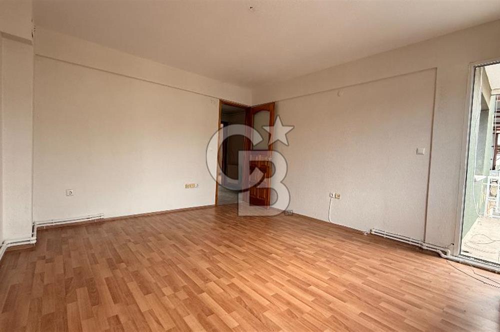 Buca Dumlupınar'da Kiralık 2+1 Daire - Merkezi Konum