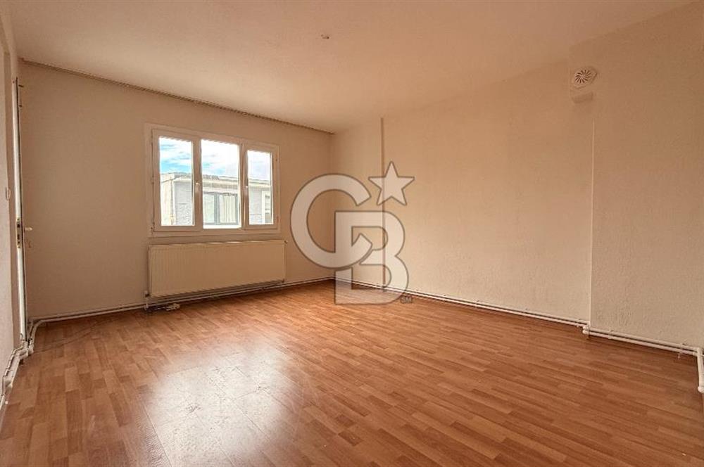 Buca Dumlupınar'da Kiralık 2+1 Daire - Merkezi Konum