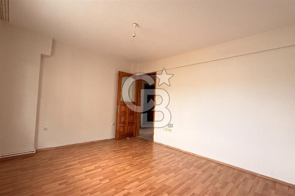 Buca Dumlupınar'da Kiralık 2+1 Daire - Merkezi Konum