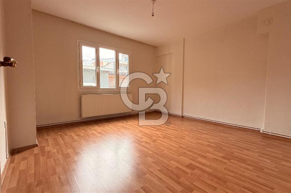 Buca Dumlupınar'da Kiralık 2+1 Daire - Merkezi Konum