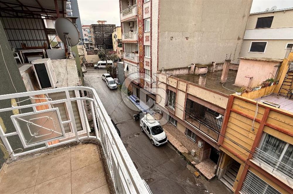 Buca Dumlupınar'da Kiralık 2+1 Daire - Merkezi Konum