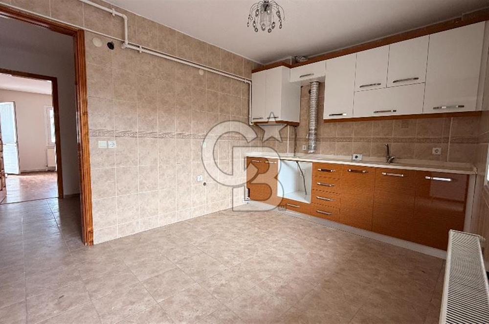 Buca Dumlupınar'da Kiralık 2+1 Daire - Merkezi Konum