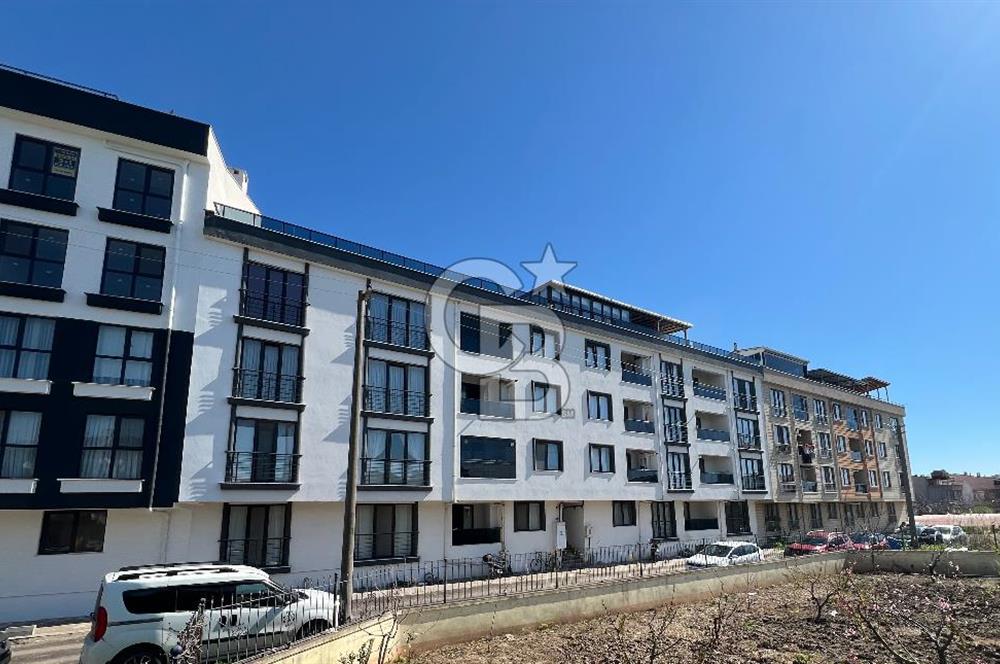 LAPSEKİ ÇARDAK MERKEZDE 2+1 SATILIK DAİRE 