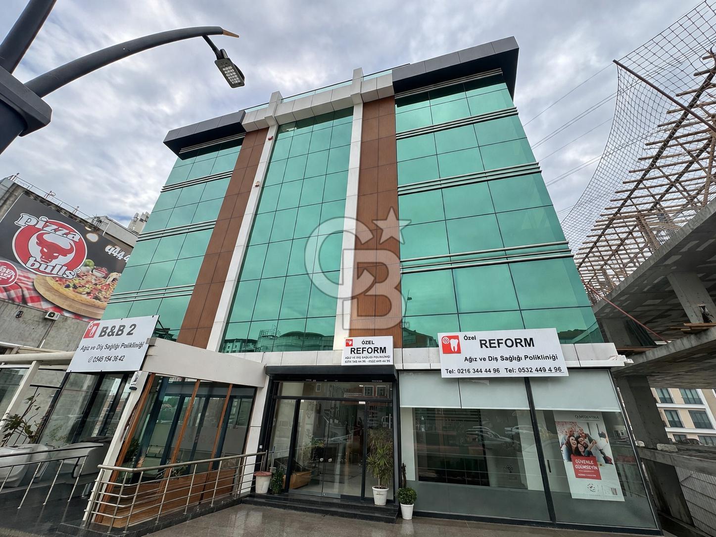 ÇENGELKÖY BOSNABULVARI BOSNA İŞ MERKEZİNDE 65M2 SATILIK OFİS