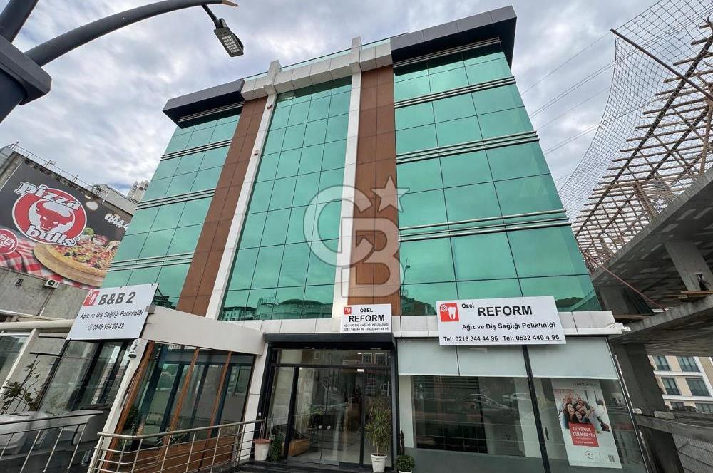 ÇENGELKÖY BOSNABULVARI BOSNA İŞ MERKEZİNDE 65M2 SATILIK OFİS