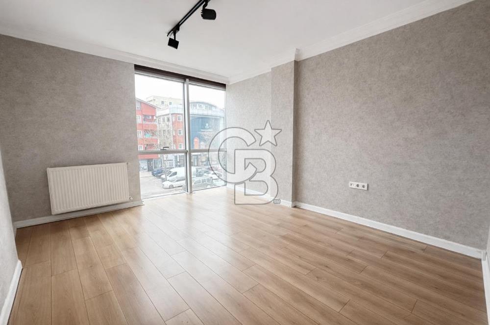 ÇENGELKÖY BOSNABULVARI BOSNA İŞ MERKEZİNDE 65M2 SATILIK OFİS