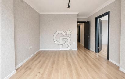 ÇENGELKÖY BOSNABULVARI BOSNA İŞ MERKEZİNDE 65M2 SATILIK OFİS