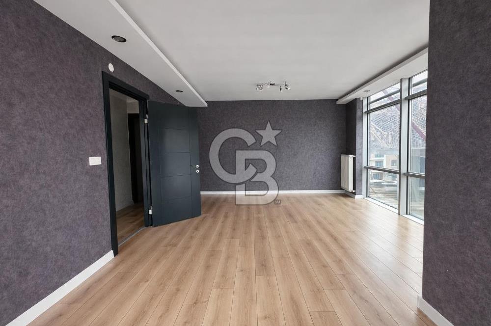 ÇENGELKÖY BOSNABULVARI BOSNA İŞ MERKEZİNDE 65M2 SATILIK OFİS