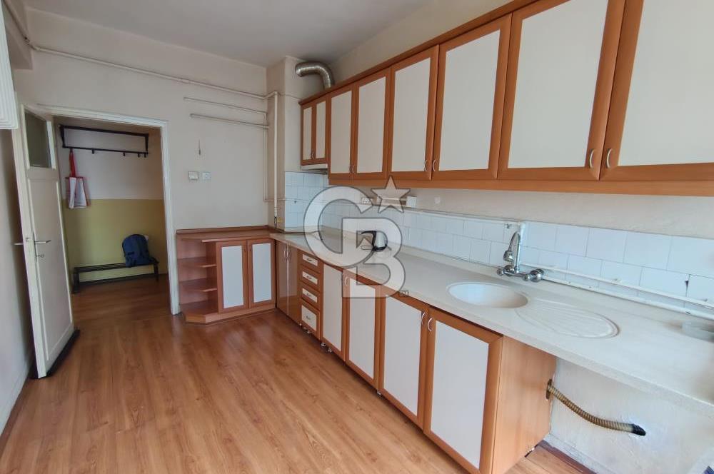 MEBUSEVLERİ MAHALLESİ DÖGÖL CADDESİ MEÇHUL ASKER SOKAKTA KİRALIK DAİRE