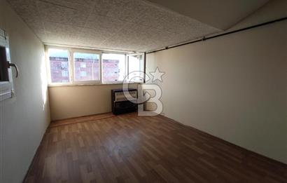 HASTANENİN TAM KARŞISINDA CADDE ÜZERİ KİRALIK 2+1 ÇATI KATI