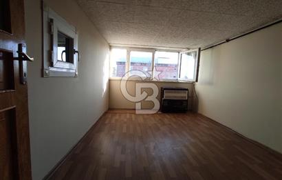 HASTANENİN TAM KARŞISINDA CADDE ÜZERİ KİRALIK 2+1 ÇATI KATI