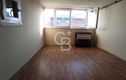 HASTANENİN TAM KARŞISINDA CADDE ÜZERİ KİRALIK 2+1 ÇATI KATI