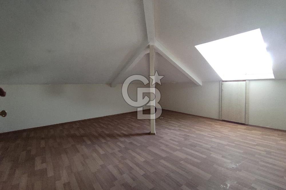 HASTANENİN TAM KARŞISINDA CADDE ÜZERİ KİRALIK 2+1 ÇATI KATI