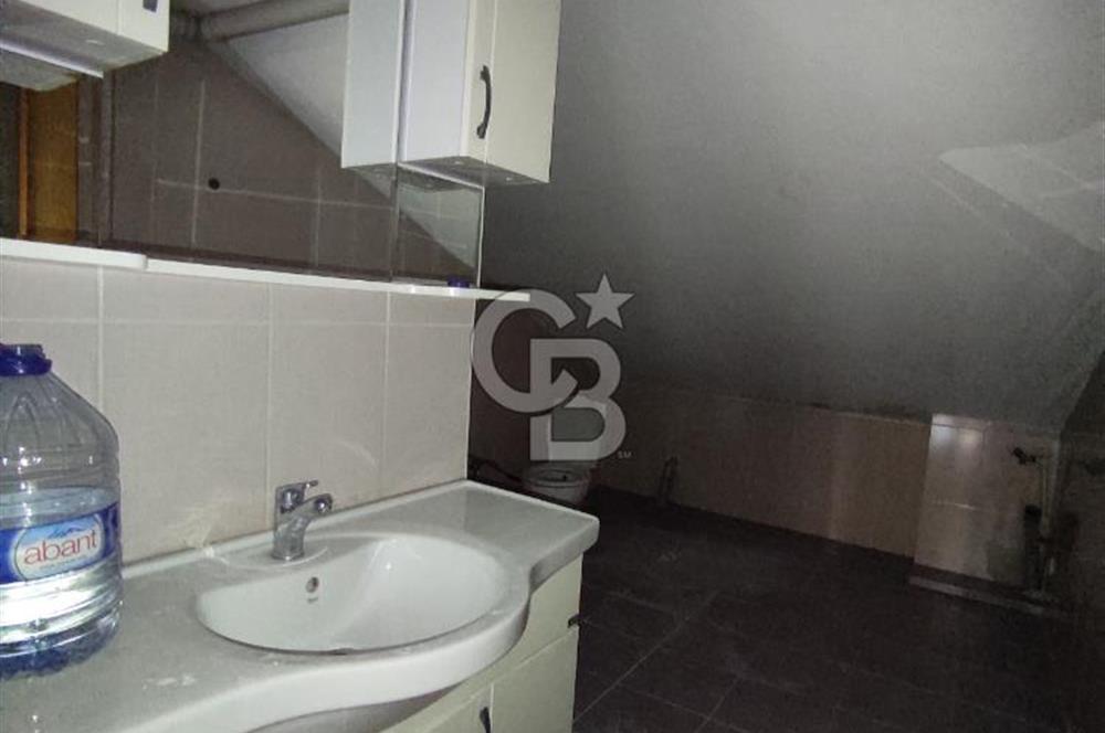 HASTANENİN TAM KARŞISINDA CADDE ÜZERİ KİRALIK 2+1 ÇATI KATI